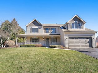 904 Pember Cir, Dundee, IL 60118