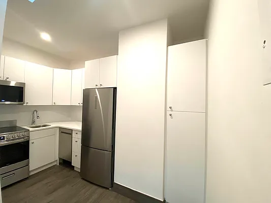 Rented by Guidance Realty Corp. | media 3