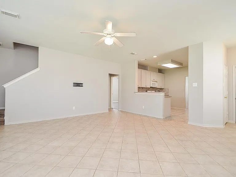 18334 Grove Brook Ln — Photo 4