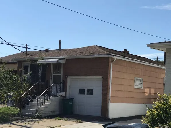 16 Gold St, Buffalo, NY 14206