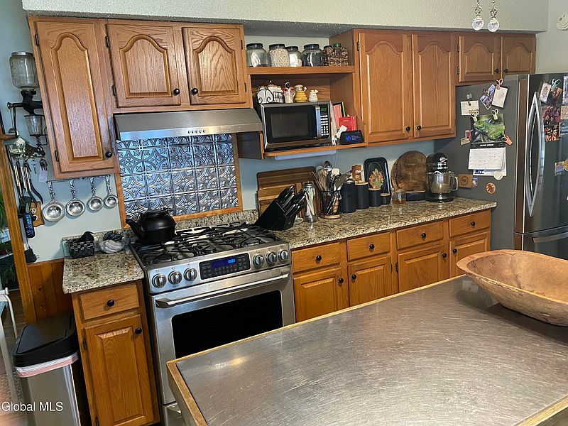 2nd image of 191 Brookside Avenue