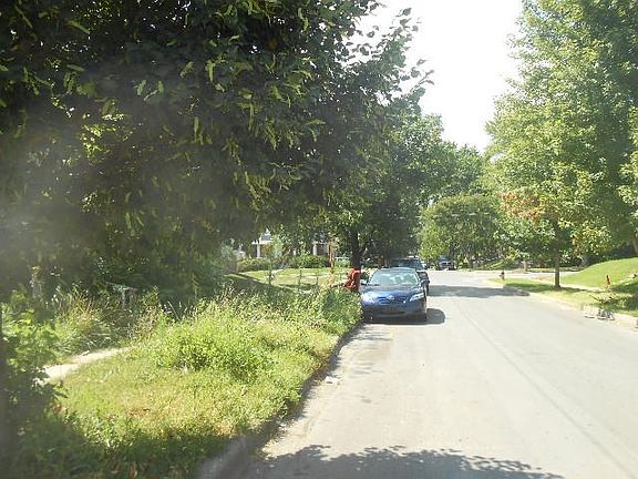 5th image of 137 Spruce Ave