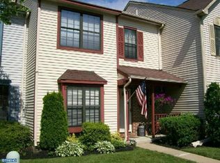218 Royal Dr, Marlton, NJ 08053