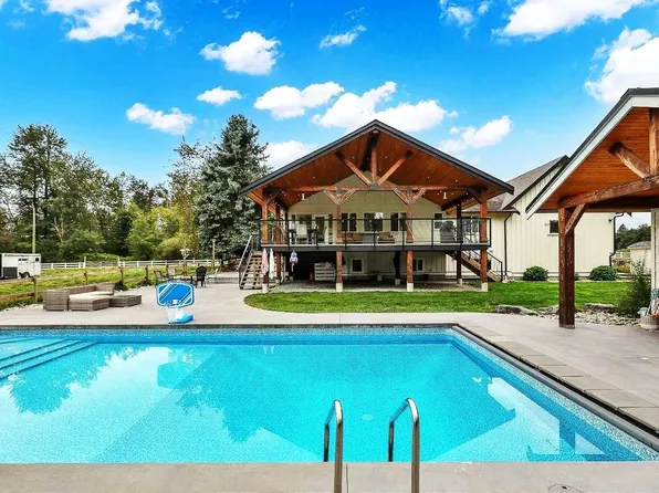 6650 258th St, Langley, BC V4W 1V3