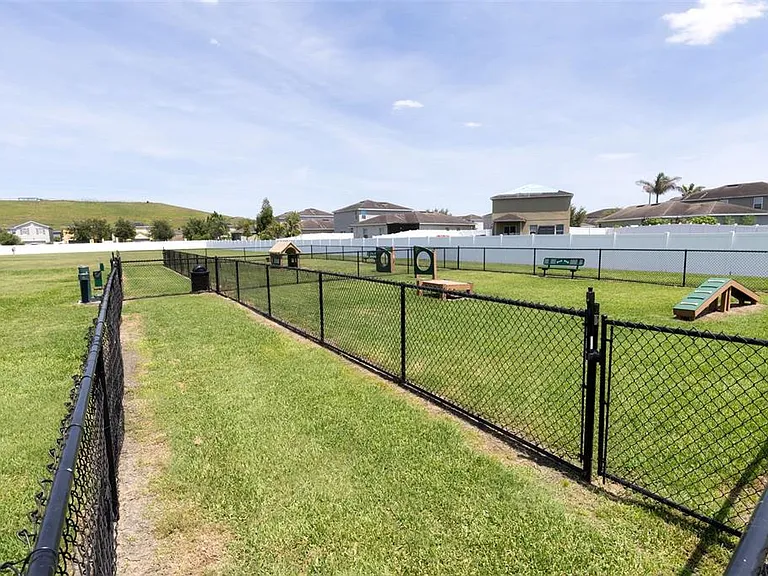 10633 Standing Stone Dr — Photo 28