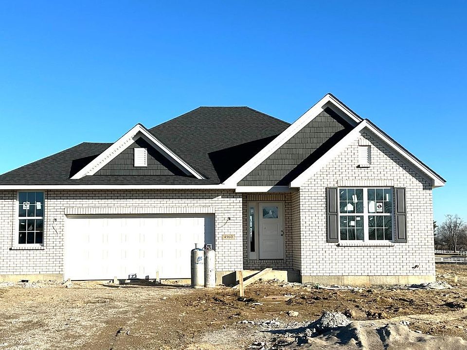 2nd image of 4960 Fescue Dr