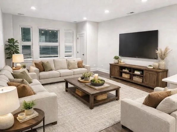 4608 S Indiana Ave #1, Chicago, IL 60653