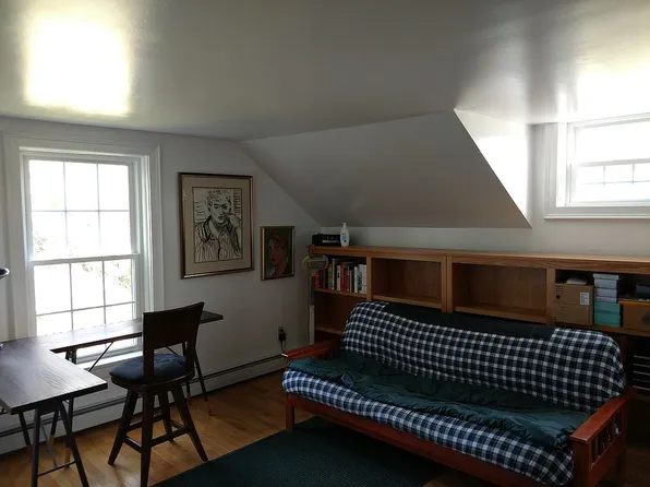 28 Blaine Ave, Augusta, ME 04330