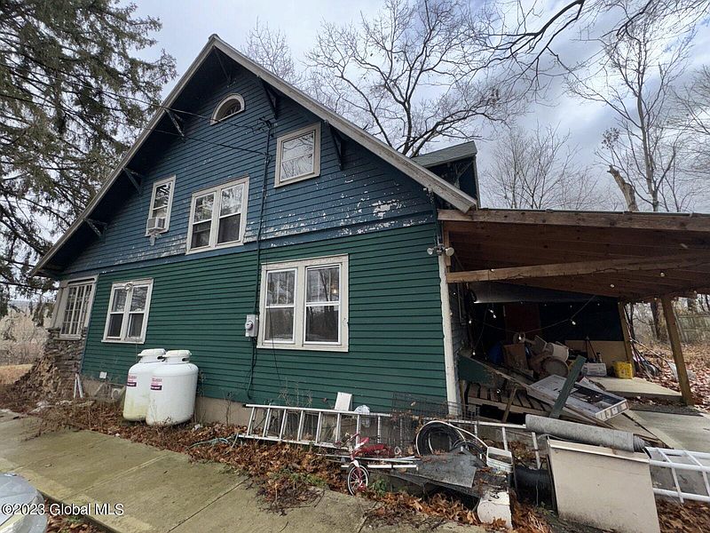 3rd image of 649 River Road
