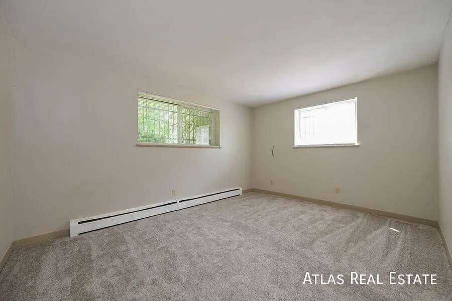 Available now, Just Blocks from Lowry Park & ACC Lowry Campus — Photo 4