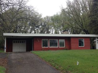 341 Capitol View Ave, Roseville, MN 55113