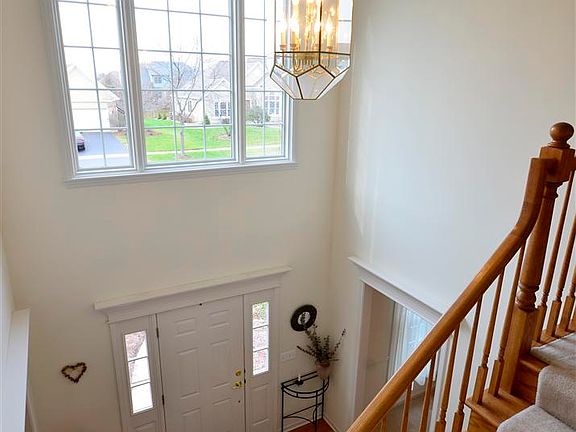 5th image of 152 N Dixon Dr
