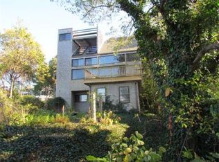 23 Harborview Rd, Hull, MA 02045