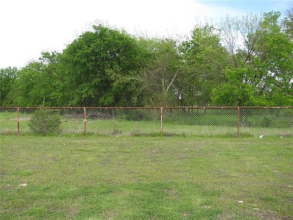 4th image of 19760 Us Highway 82 W