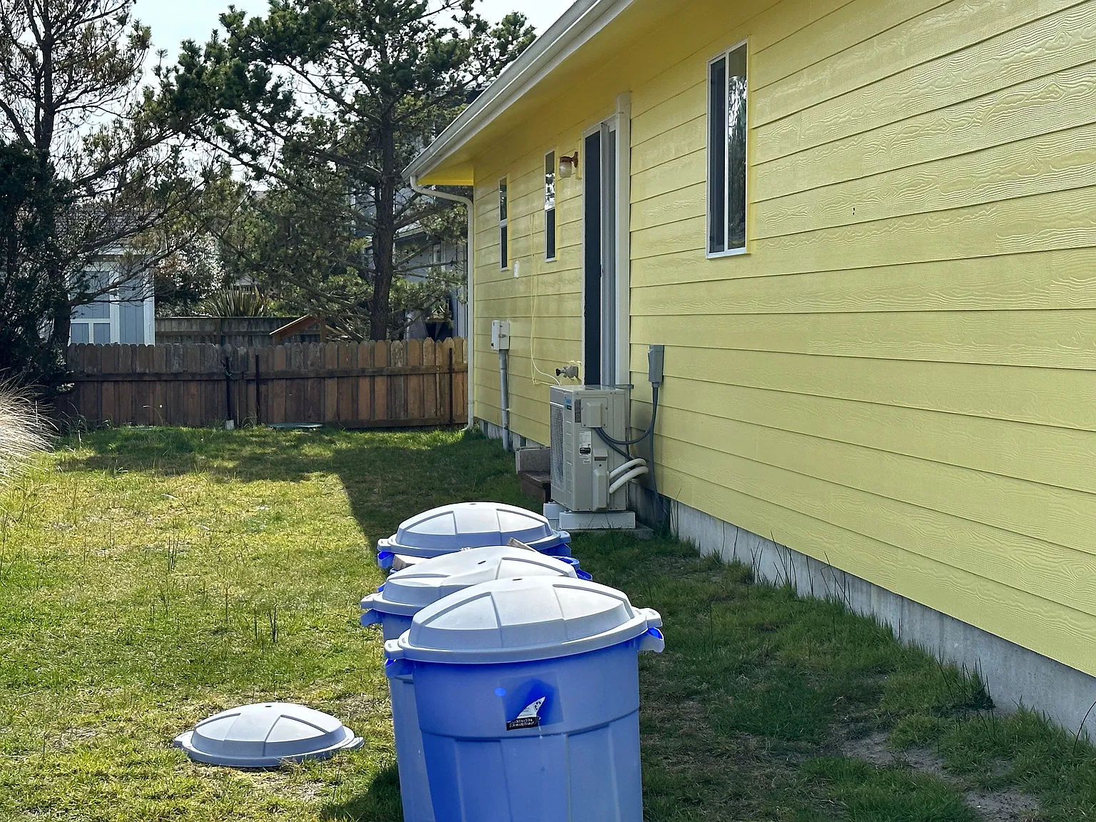 2 bed, 1000 sqft, $1,600 — Photo 2