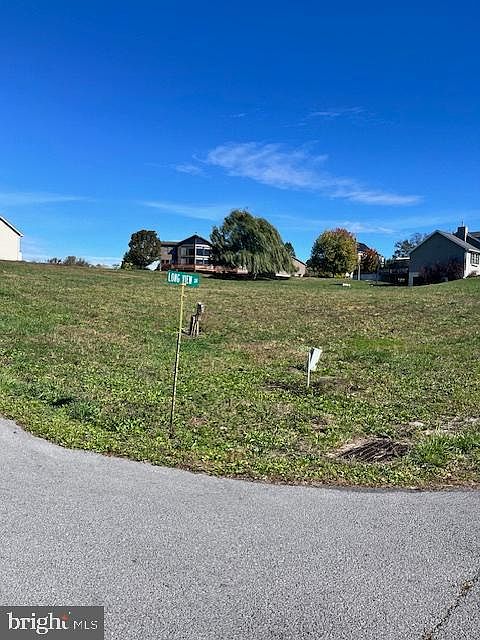 2nd image of 80 High Pointe Dr
