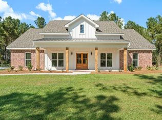 8 Bella Dr, Ellisville, MS 39437