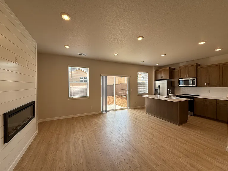 3558 SW Battaglia Ave — Photo 7