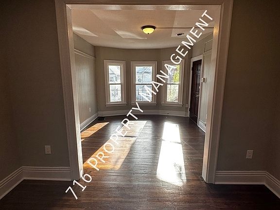4th image of 16 Hillside Ave #B