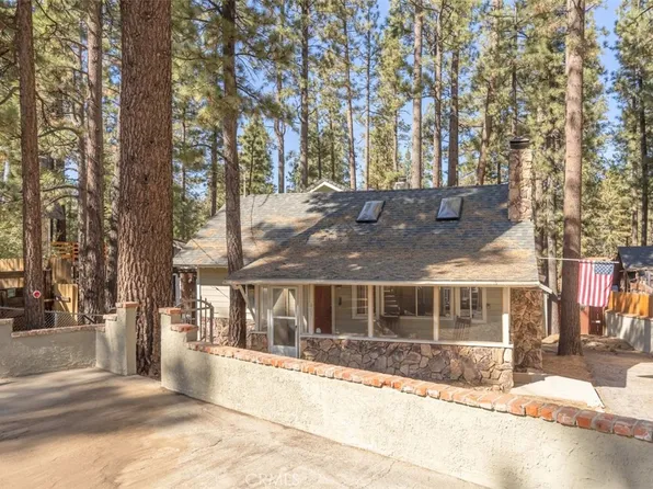 405 Sugarloaf Blvd, Big Bear City, CA 92314