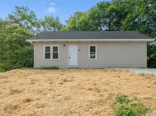 905 Greensferry Rd, Jackson, MO 63755