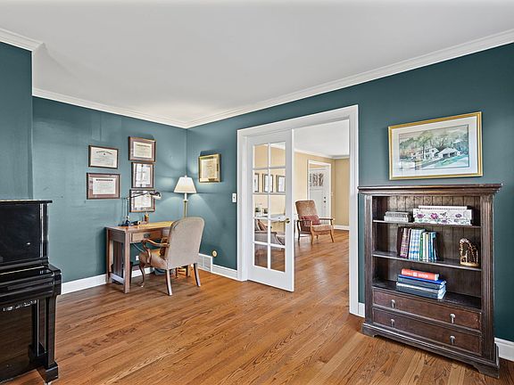 5th image of 1419 Blackthorn Dr