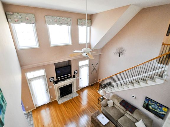 5th image of 9230 Eagle Cove Cir