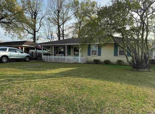 148 Hickory St, Denham Springs, LA 70726