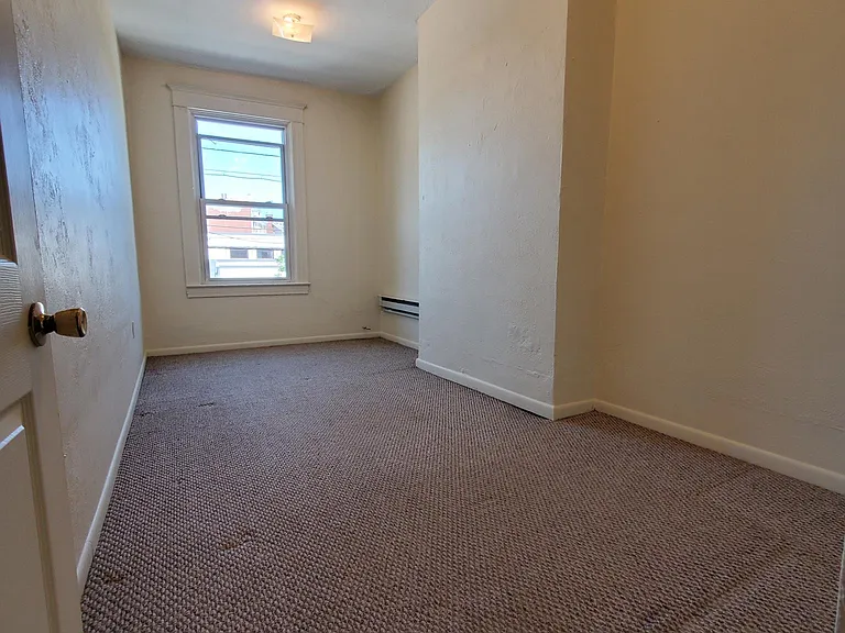 1812 Brownsville Rd #2 — Photo 7