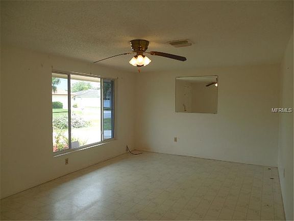 4th image of 2329 Auburn Blvd