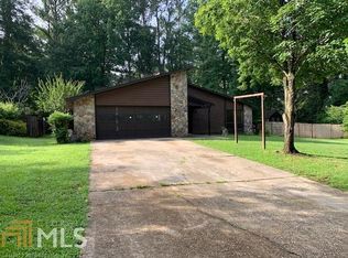 554 Wood Knoll Ct, Jonesboro, GA