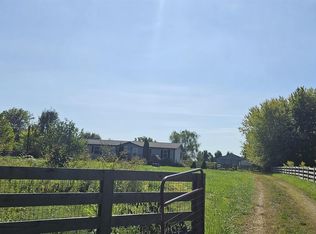 3326 Sandy Ln, Blanchester, OH 45107