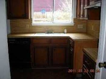 4th image of 12517 Lamplight Village Ave