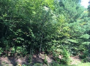 9999 Evans Rd, Hendersonville, NC 28739