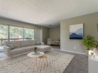 Kings Trail Apartment Homes, Jacksonville, FL 32217