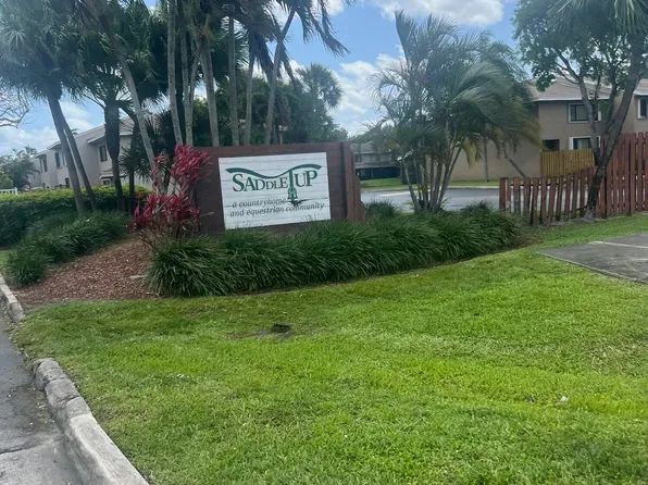 5182 S University Drive, Davie, FL 33328