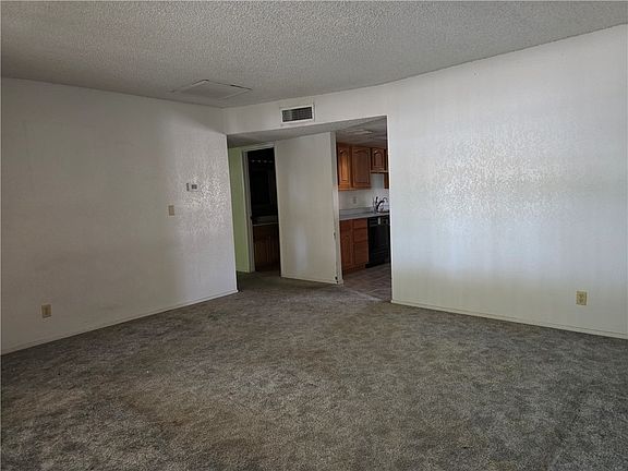 2nd image of 4435 N Irving Street