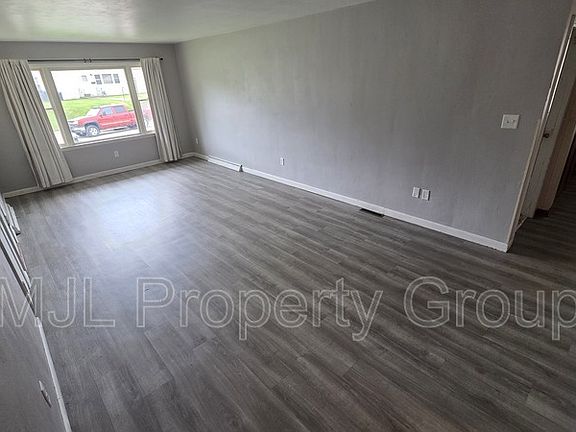 5th image of 1512 Robeson Ave