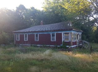 36 Broadway St, Baileyville, ME 04694