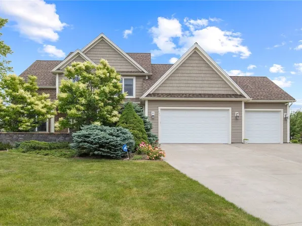 107 Jade Creek Dr, Hilton, NY 14468