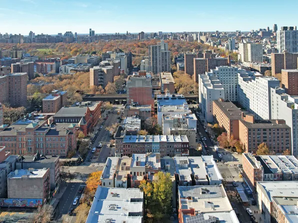 1694 Lexington Avenue image 6 of 6