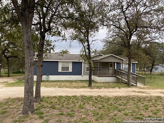 2nd image of 311 Flores Oaks Dr