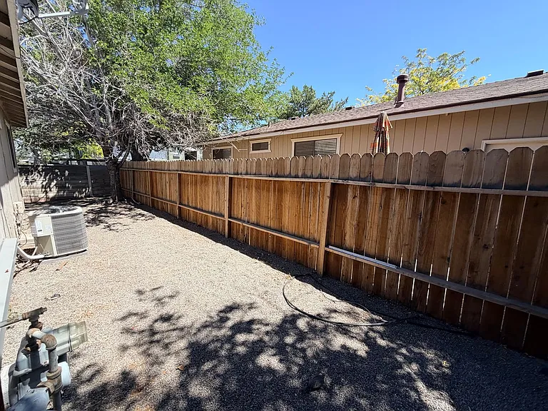 1270 Sutro St — Photo 13