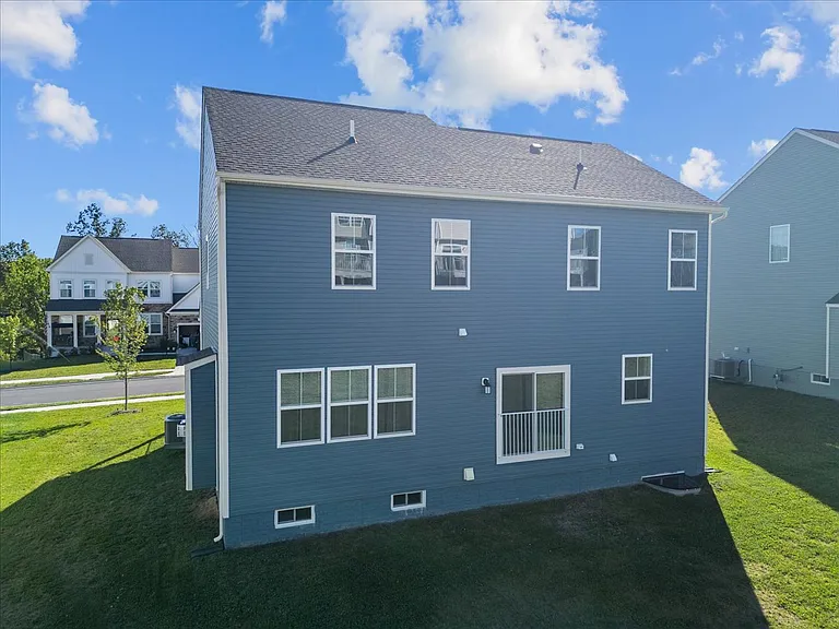 128 Thornton Way — Photo 41