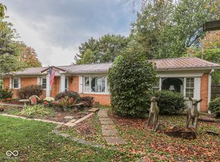 880 Riverview Dr, Martinsville, IN