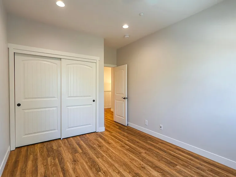 1288 Pistachio Ter — Photo 22