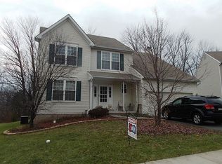 1028 Fallbrook Ln, Pottstown, PA 19464