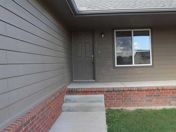 2nd image of 4607 N Ironwood Cir