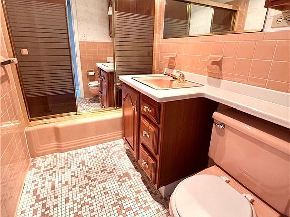 3rd image of 151 Buffalo Ave APT 703