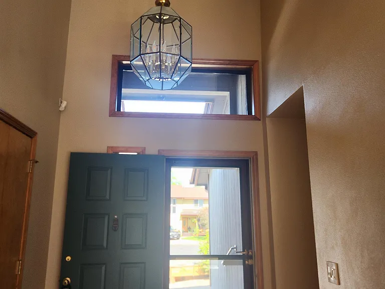 611 NE Tracker Ct — Photo 6
